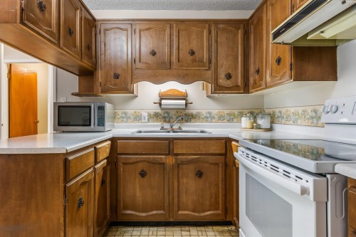 9170 Holly Street, Chilliwack, BC 