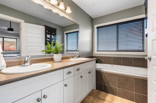 44405 Mclaren Drive, Chilliwack, BC 