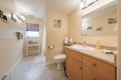 9921 Parkwood Drive, Rosedale, BC 