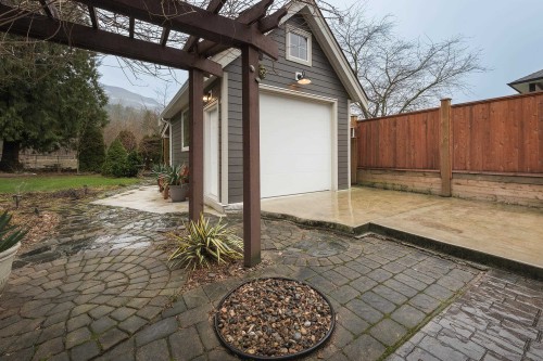 9921 Parkwood Drive, Rosedale, BC 