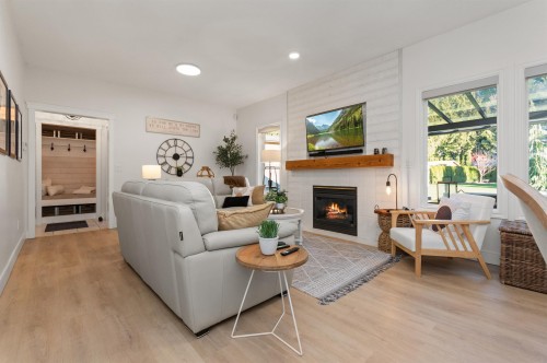 45615 Rachael Place, Cultus Lake, BC 