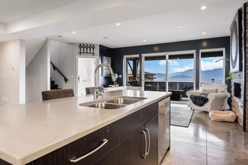 5480 Maclachlan Place, Chilliwack, BC 