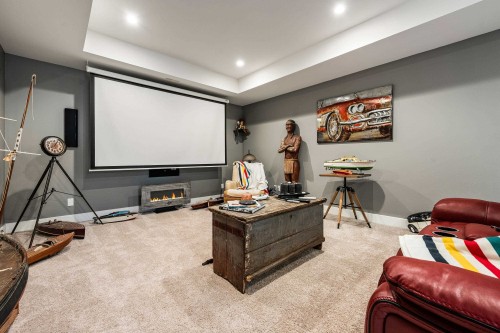 5480 Maclachlan Place, Chilliwack, BC 