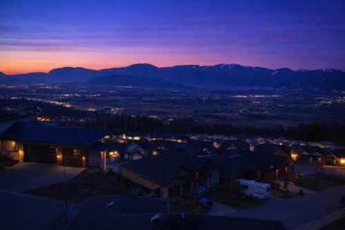 5480 Maclachlan Place, Chilliwack, BC 