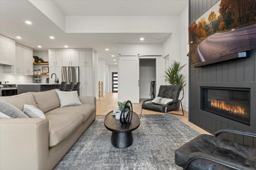 8-46450 Bedford Parkway, Chilliwack, BC 