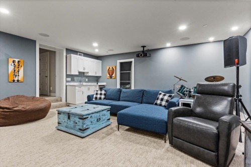 5450 Dolly Varden Lane, Chilliwack, BC 