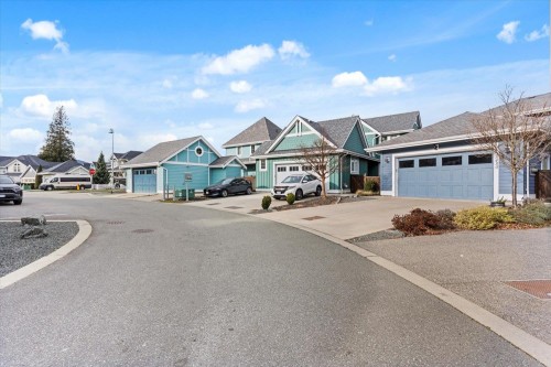 5450 Dolly Varden Lane, Chilliwack, BC 
