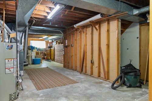 560 Wardle Street, Hope, BC 