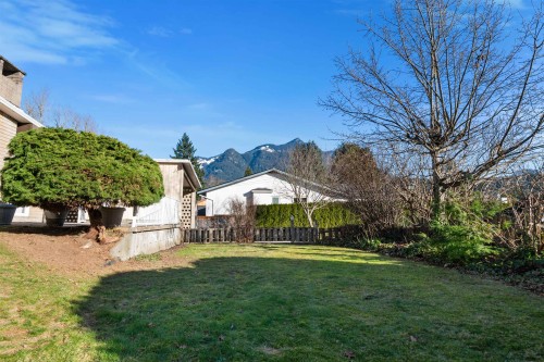 560 Wardle Street, Hope, BC 