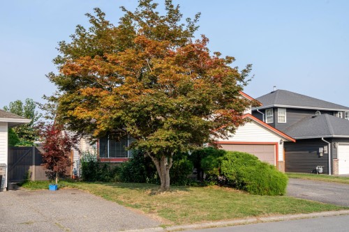 6051 Glenroy Drive, Chilliwack, BC 