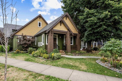 2-5882 Cowichan Street  Chilliwack, BC V2R 0G8