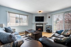 214-8985 Mary Street  Chilliwack, BC V2P 4J4