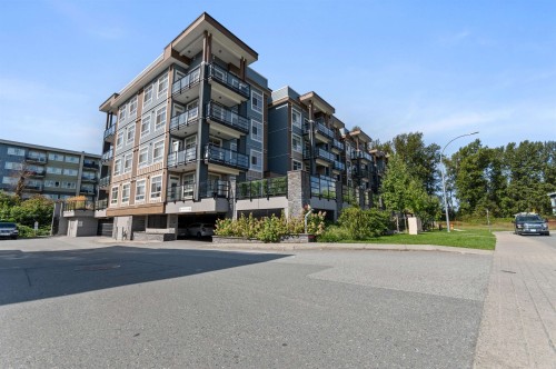 504-45562 Airport Road  Chilliwack, BC V2P 0J8