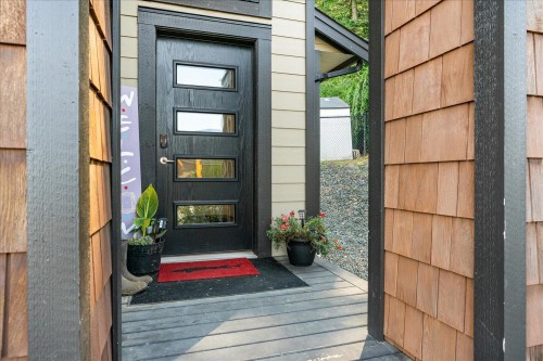 5486 Maclachlan Place, Chilliwack, BC 