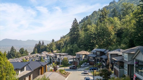 5486 Maclachlan Place, Chilliwack, BC 