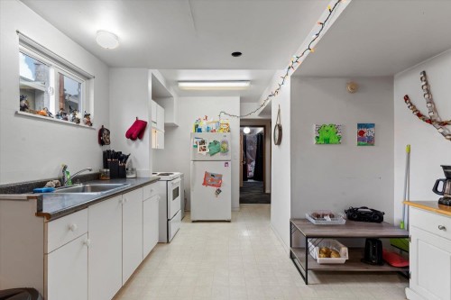 385 3Rd Avenue, Hope, BC 