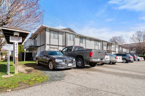 215-45669 Mcintosh Drive  Chilliwack, BC V2P 6V4
