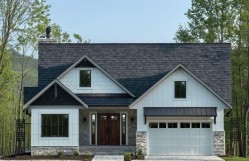 10013 Trillium Way  Chilliwack, BC V0X 1X1