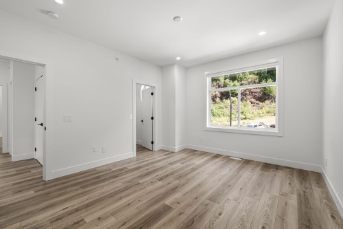 8587 Forest Gate Drive, Chilliwack, BC 