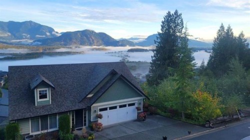 43726 Alameda Drive  Chilliwack, BC V2R 0J9