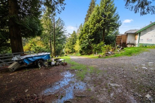 2391 Lougheed Highway, Agassiz, BC 