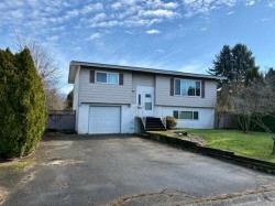 8714 Cornwall Crescent  Chilliwack, BC V2P 7E6