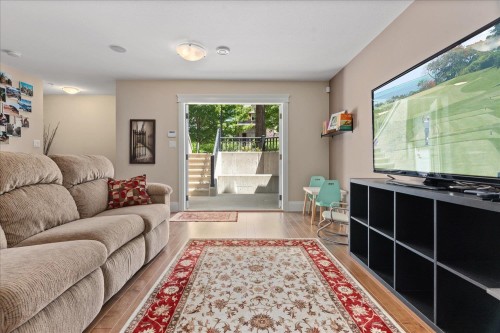 5767 Garrison Boulevard, Chilliwack, BC 