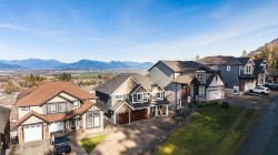 5189 Cecil Ridge Place  Chilliwack, BC V2R 6A1