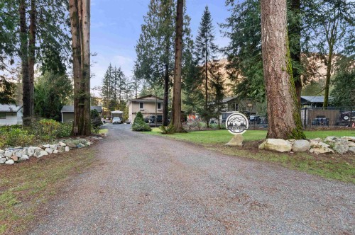 120 Robertson Crescent  Hope, BC V0X 1L4