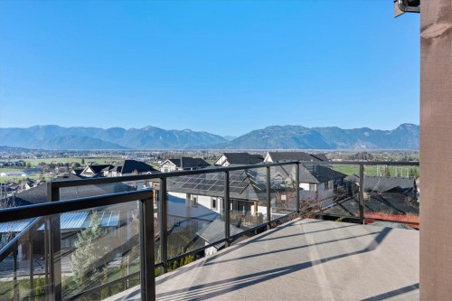 8517 Nixon Road, Chilliwack, BC 