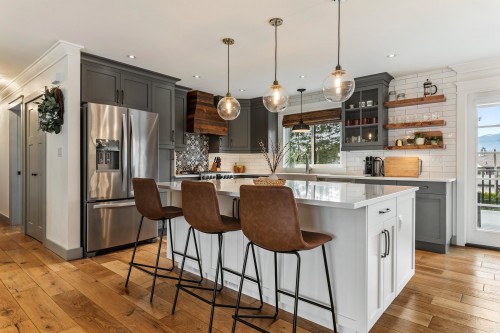 10125 Shamrock Drive, Chilliwack, BC 