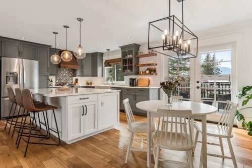 10125 Shamrock Drive, Chilliwack, BC 