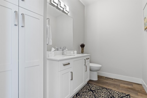 10037 Magnolia Place, Rosedale, BC 