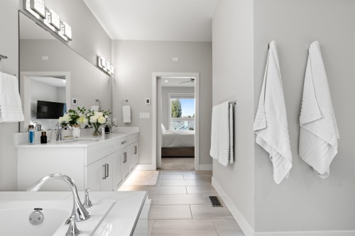 10037 Magnolia Place, Rosedale, BC 