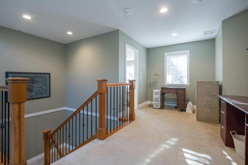 5877 Garrison Boulevard, Chilliwack, BC 