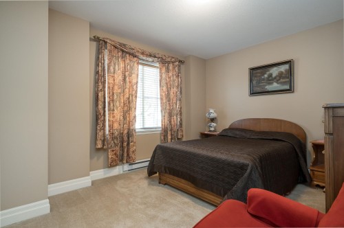 5877 Garrison Boulevard, Chilliwack, BC 