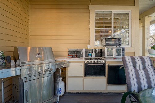 5877 Garrison Boulevard, Chilliwack, BC 