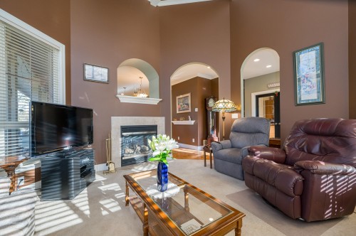 5877 Garrison Boulevard, Chilliwack, BC 