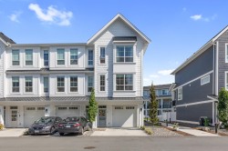 8-8200 Foxfern Road  Chilliwack, BC V2R 0R1