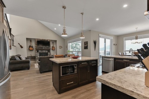 1529 Stromdahl Place, Agassiz, BC 