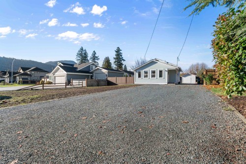5865 Carter Road, Chilliwack, BC 