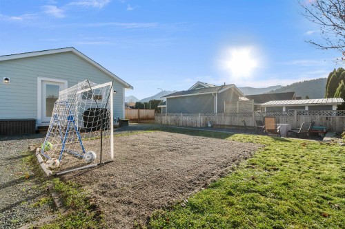 5865 Carter Road, Chilliwack, BC 