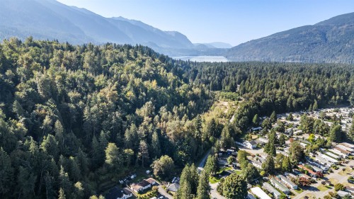 45942 Sleepy Hollow Road, Cultus Lake, BC 