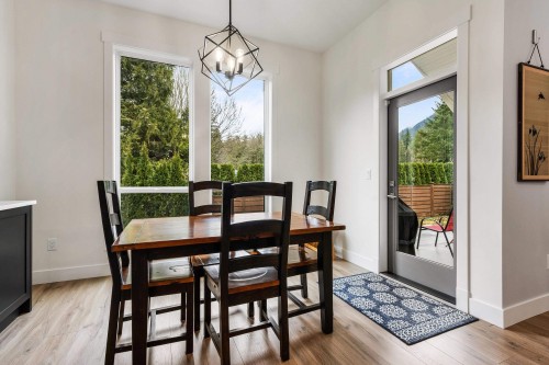 88-1880 Columbia Valley Road, Lindell Beach, BC 