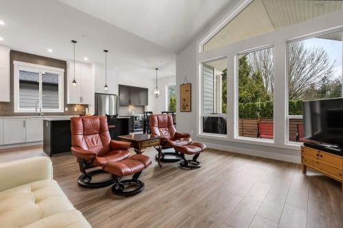 88-1880 Columbia Valley Road, Lindell Beach, BC 