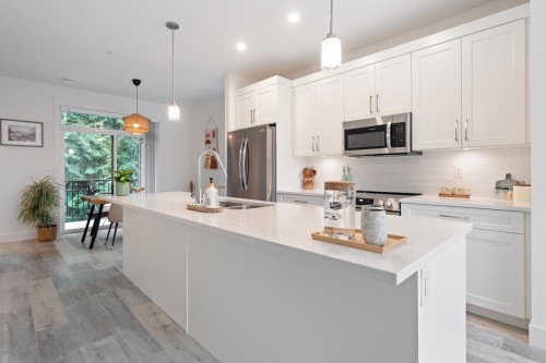 6-46339 Hope River Road, Chilliwack, BC 