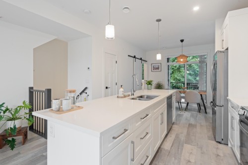 6-46339 Hope River Road, Chilliwack, BC 