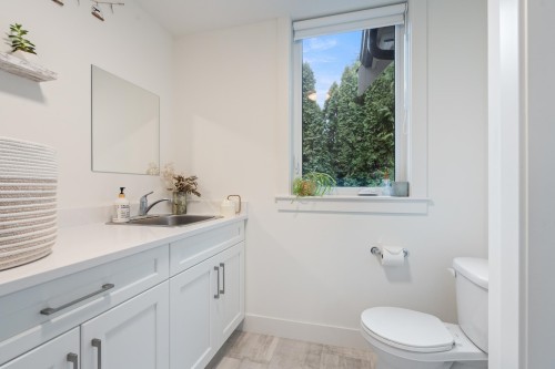 6-46339 Hope River Road, Chilliwack, BC 