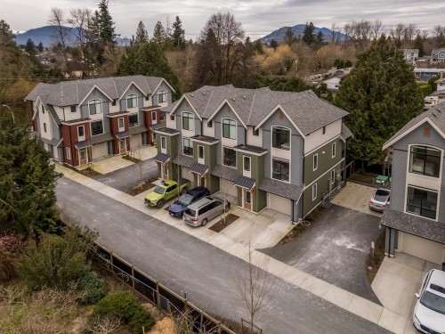 6-46339 Hope River Road, Chilliwack, BC 