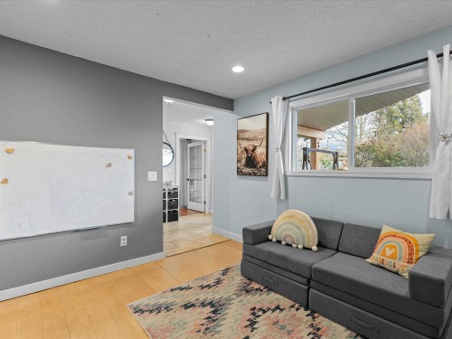 6909 Fraser Drive, Agassiz, BC 